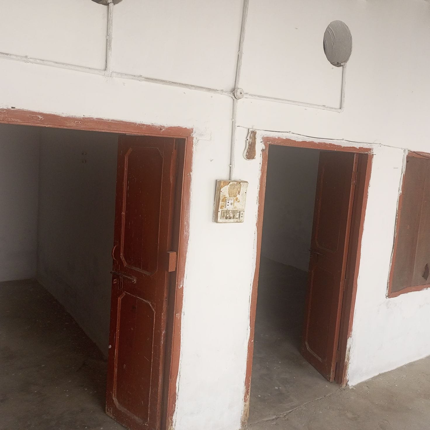 beautiful house for rent best for medium size family in liaqat colony sargodha